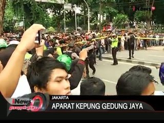 Polisi kepung gedung Cakrawala, diduga pelaku bom Sarinah bersembunyi - iNews Breaking News 14/01