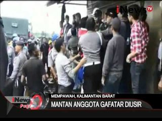 Ribuan warga mendatangi pemukiman mantan Gafatar di Mempawah, Kalbar - iNews Pagi 19/01
