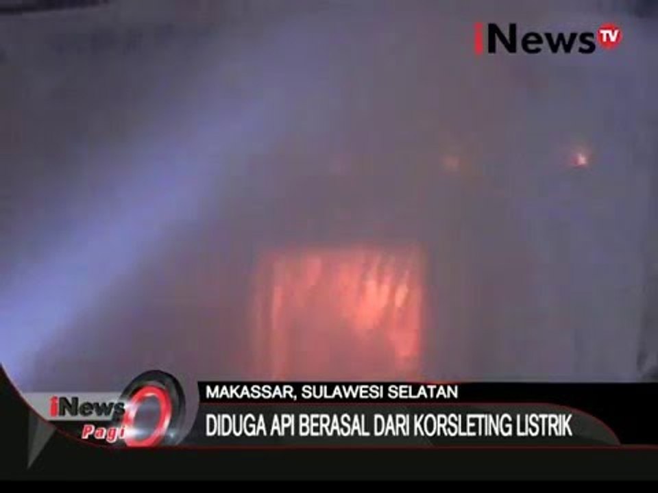 Diduga korsleting listrik, ruko berlantai tiga di Makassar ludes terbakar - iNews Pagi 22/01