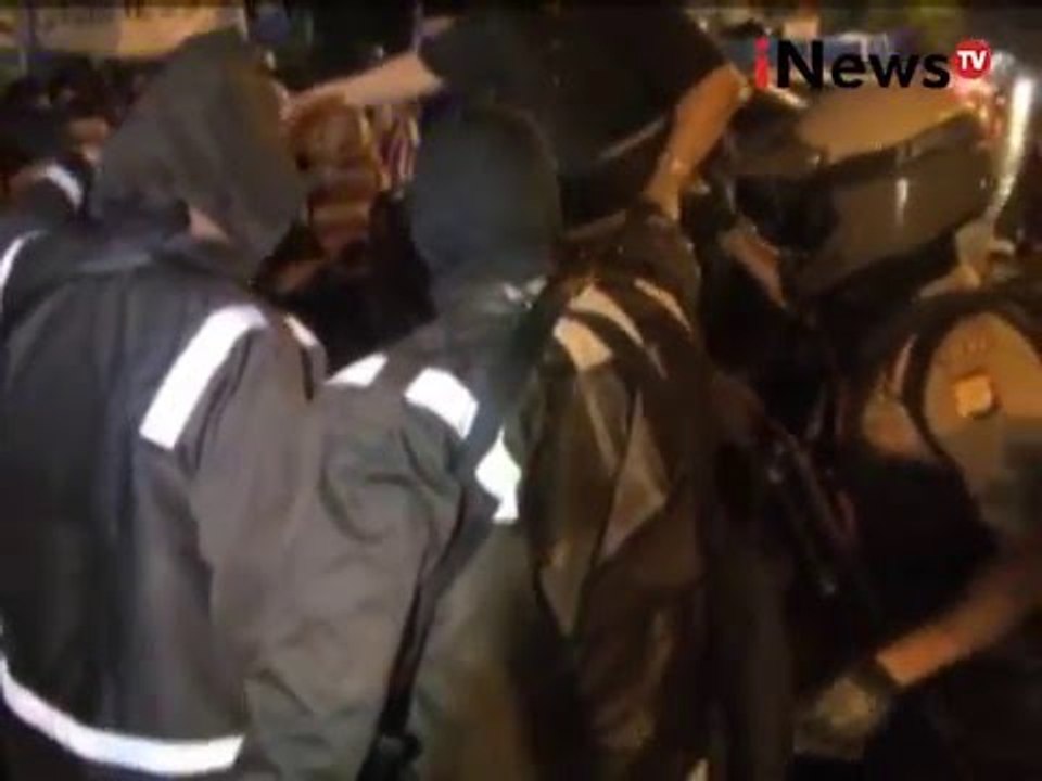 Jambret sadis dihakimi masa, speda motor dibakar - iNews Pagi 18/03