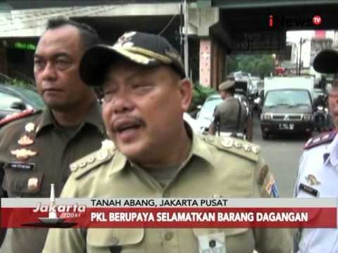 Pedagang ada bekingan, razia PKL di Tanah Abang diwarnai kericuhan - Jakarta Today 16/02
