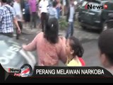 ibu ini histeris, uang 27 Juta hilang usai Polisi geledah rumahnya - iNews Pagi 18/02