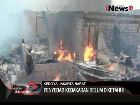 Korban kebakaran kedoya mulai menerima bantuan di pengungsian - iNews Siang 17/02