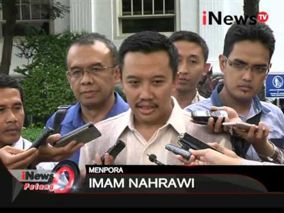 Berikut pernyataan Ketum AD HOC & Menpora terkait pencabutan SK PSSI - iNews Petang 25/02