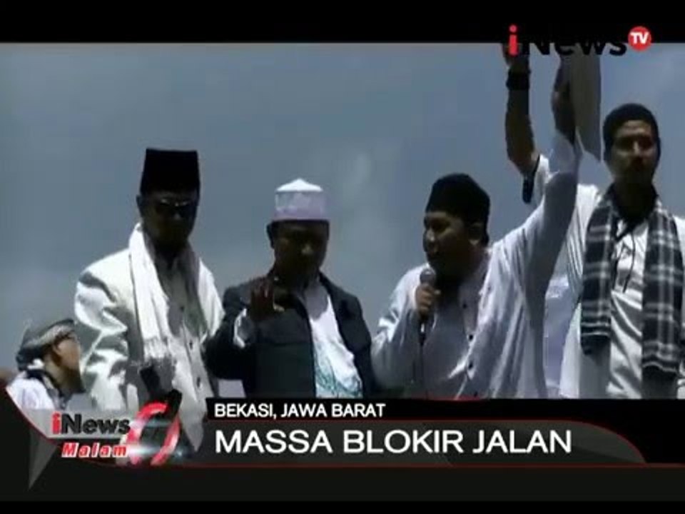 Aksi penolakan pembangunan gereja di bekasi, Masa blokir jalan - iNews Malam 07/03