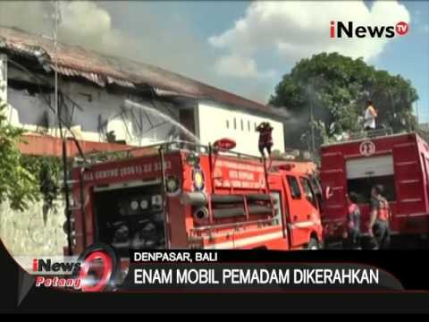 Diduga api dari pantry, gedung arsip Bank Mandiri di Denpasar ludes terbakar - iNews Petang 11/03