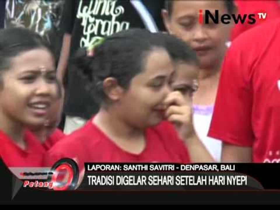 Live Report: Santhi Savitri, tradisi omed - omedan - iNews Petang 10/03