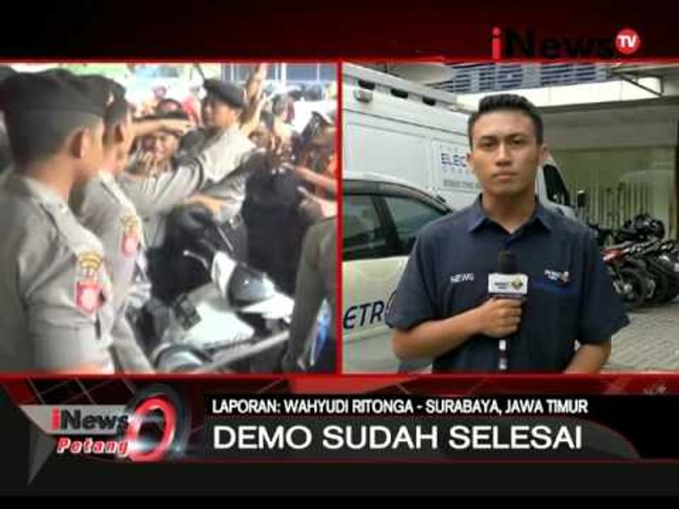 Live Report : Wahyu Ritonga, massa geruduk kantor metro tv - iNews Petang 18/03