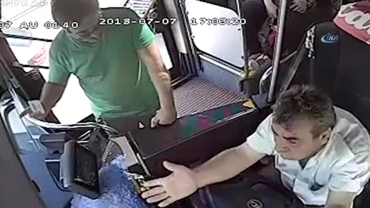Antalya'da Otobüs Şoförünü Darp Eden Yolcu Hakkında Suç Duyurusunda Bulunuldu