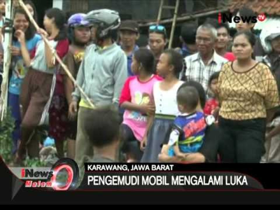 Kecelakaan antaran minibus dan kereta terjadi di Karawang, Jabar - iNews Malam 10/04