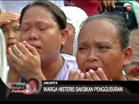 Ricuh penggusuran luar batang, warga melawan dengan Do'a - iNews Petang 11/04