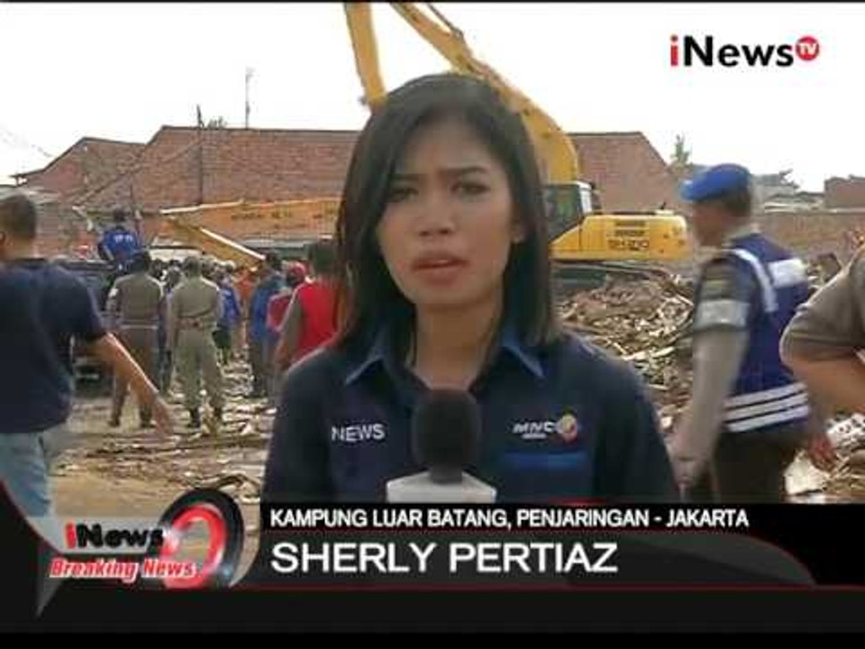Live report : situasi terkini kampung Luar Batang saat proses eksekusi - iNews Breaking News 11/04