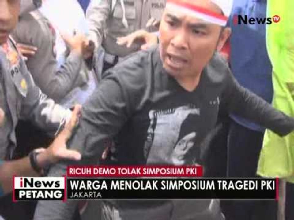 Dilarang lakukan aksi di Tugu Tani, unjuk rasa Simposium PKI berlangsung ricuh - iNews Petang 18/04