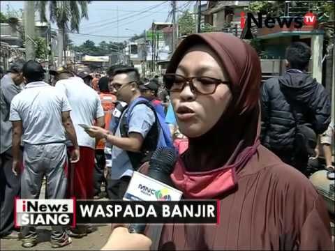 Live report: ketinggian air di Perum Pondok Gede Indah mulai menurun - iNews Siang 22/04