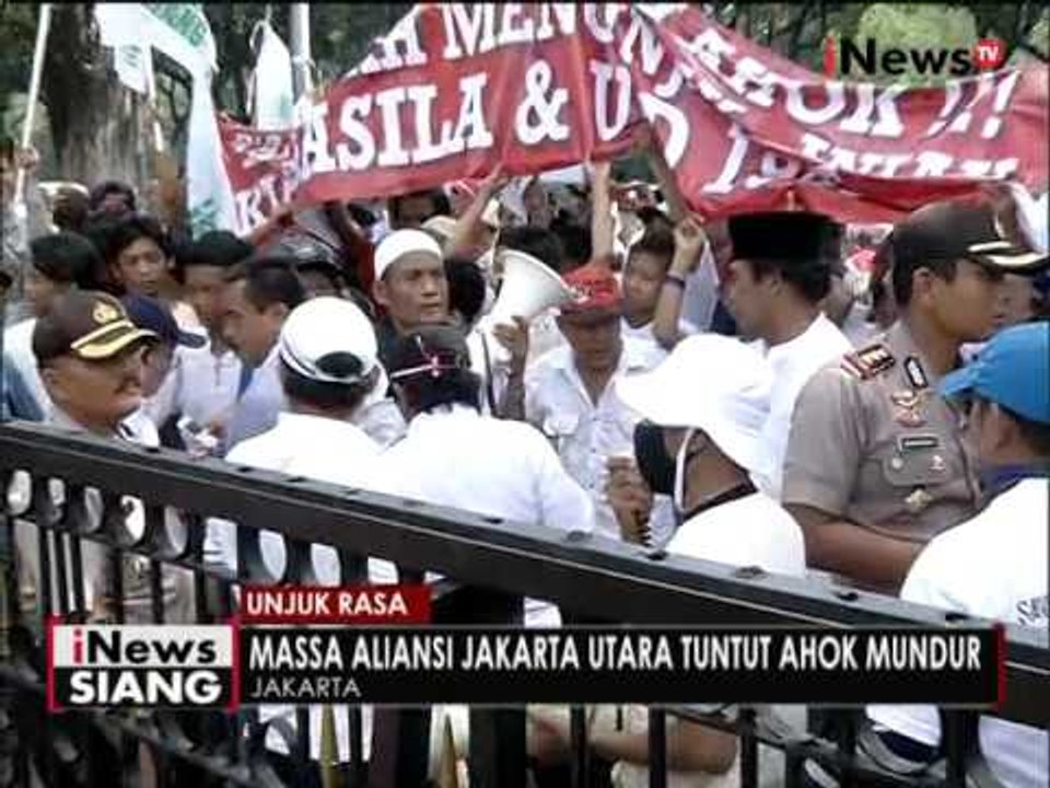 Tuntut Ahok mundur, massa aliansi masyarakat Jakarta Utara berunjuk rasa - iNews Siang 03/05