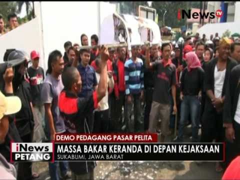 Tuntut Walikota Sukabumi mundur, pedagang pasar Pelita demo di kejaksaan - iNews Petang 23/05