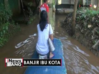 Download Video: Banjir Kiriman Di Kawasan Sungai Ciliwung, Pemukiman Warga Terendam Banjir - iNews Siang 25/05