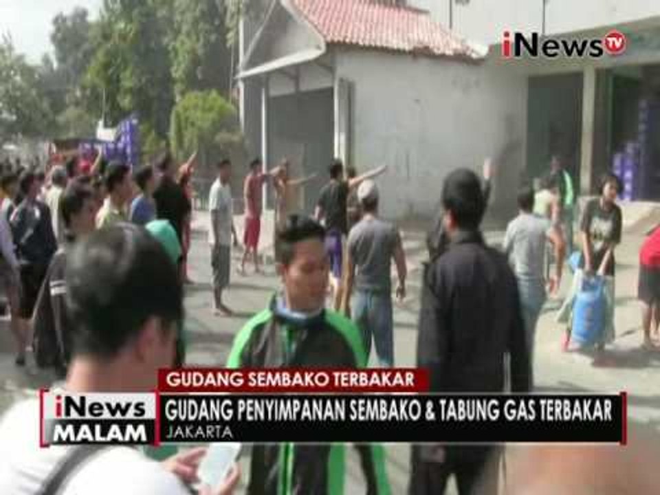 Gudang penyimpanan sembako dan tabung terbakar - iNews Malam 16/06