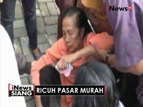 Demi mendapatkan sembako murah, wanita paruh baya pingsan berdesakan - iNews Siang 29/06