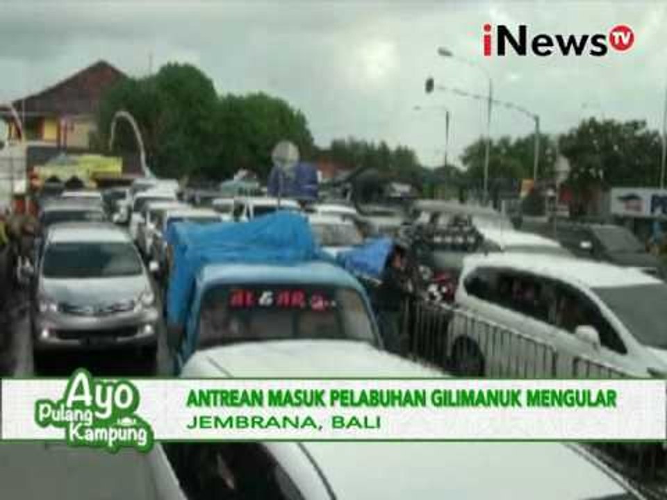 Arus mudik 2016, antrean kendaraan di pelabuhan Gilimanuk hingga 1 Km  - iNews Siang 30/06