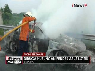 Diduga arus pendek listrik, Mobil terbakar di ruas tol Jakarta Cikampek - iNews Malam 05/07
