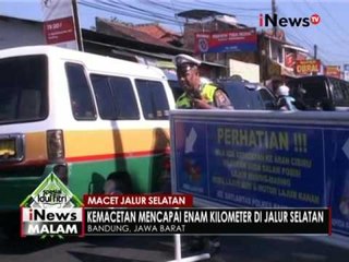 Tải video: Arus mudik 2016, banyaknya pemudik motor, jalur selatan macet 6 Km - iNews Malam 06/07