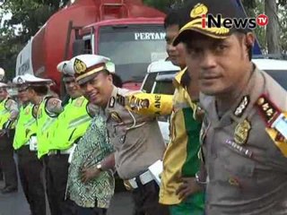Arus balik lebaran 2016, Pemudik senam ringan bersama polisi - iNews Siang 12/07