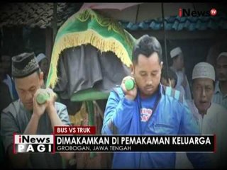 Tangis histeris sambut jenazah korban tabrakan bus Kramat Jati & truk tangki - iNews Pagi 18/07