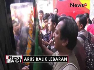 Berebut naik bus, penumpang saling dorong untuk dapat masuk - iNews Pagi 18/07