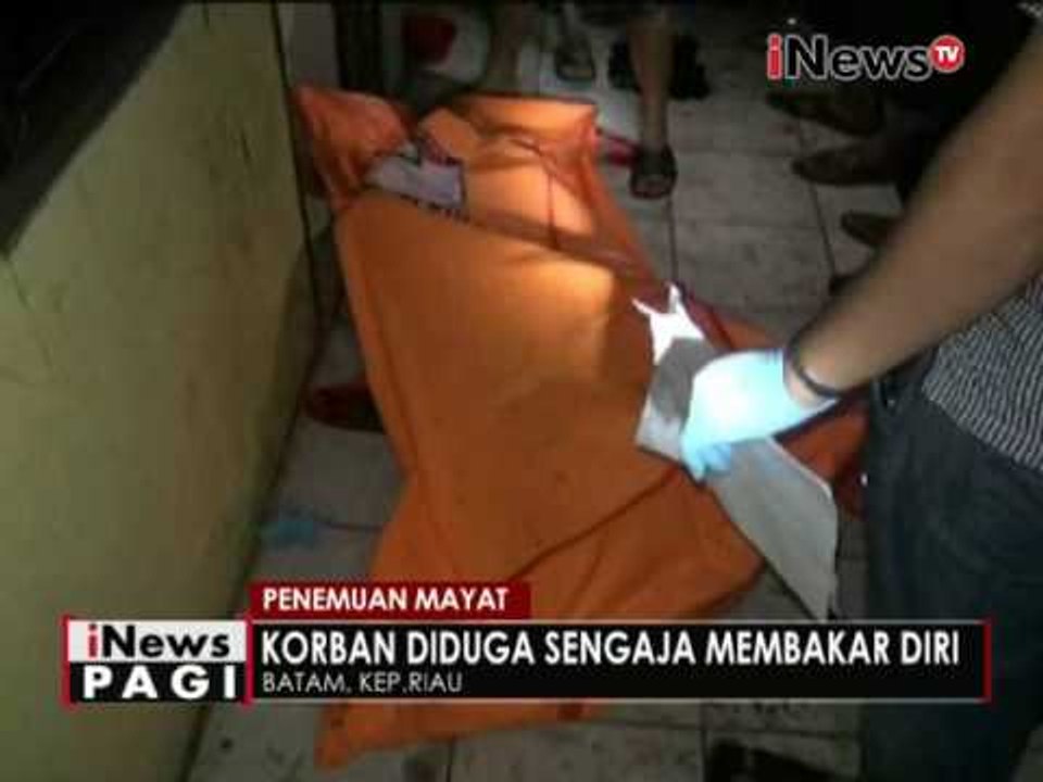 Diduga membakar diri, seorang pria ditemukan hangus terbakar dikamar kostnya - iNews Pagi 25/07