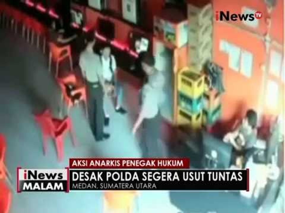 Terekam CCTV, oknum Polisi lakukan kekerasan terhadap operator warnet saat razia - iNews Malam 04/08