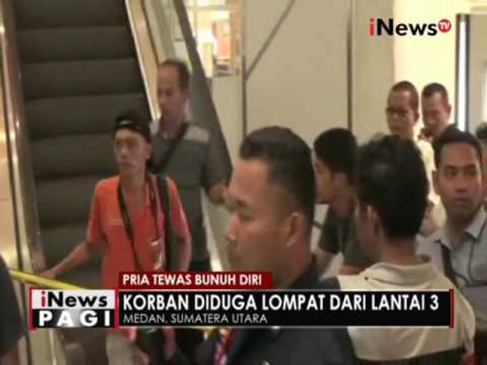 Pria paruh baya tewas, setelah lompat dari lantai 3 Center Point di Medan - iNews Pagi 23/08