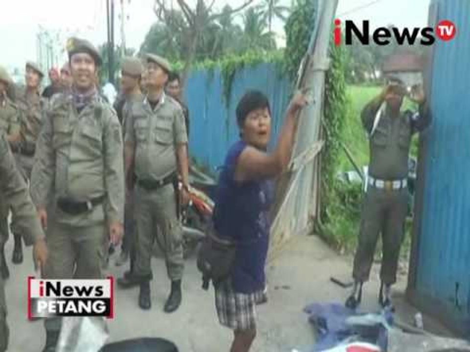 Ricuh penertiban PKL, sejumlah pedagang memberikan perlawanan - iNews Petang 06/09