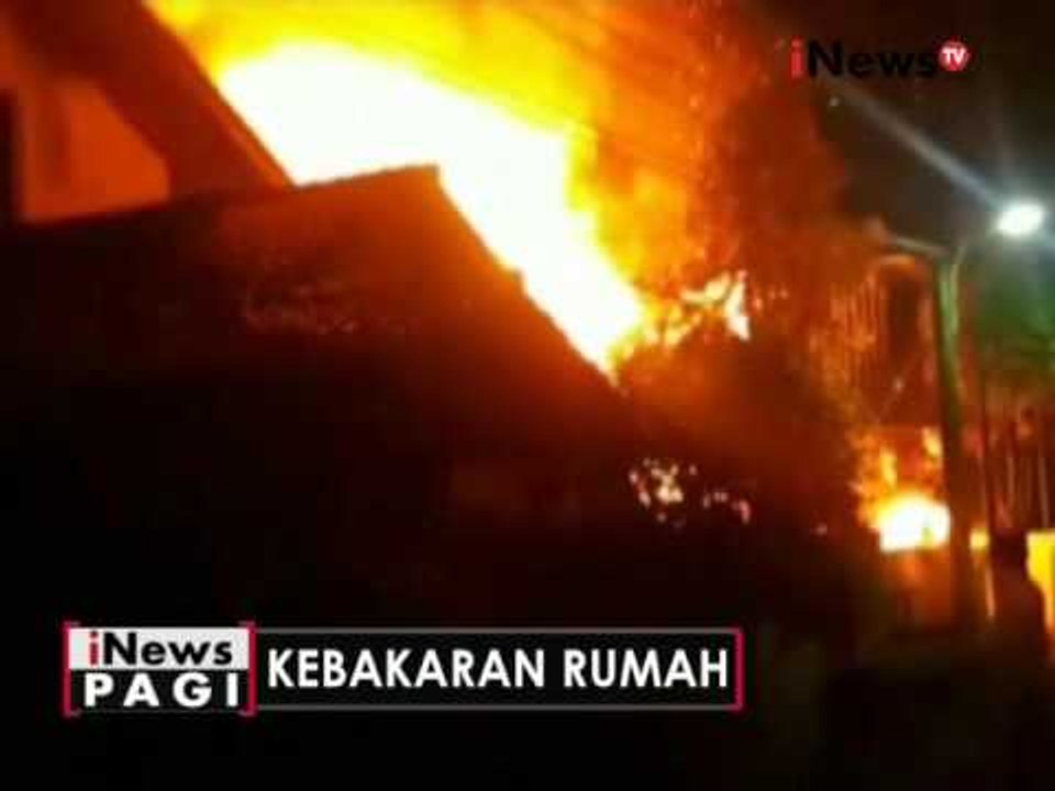 Diduga korsleting listrik, 1 rumah di Bintaro ludes terbakar - iNews Pagi 16/09