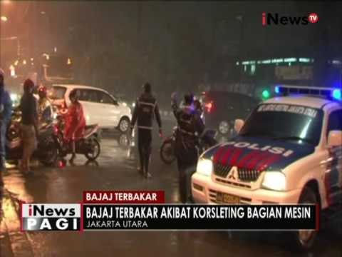 Akibat korsleting listrik pada mesin, 1 bajaj terbakar di Jakut - iNews Pagi 15/09