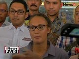 Nadine Chandrawinata dicecar 21 pertanyaan oleh penyidik terkait senpi Aa Gatot - iNews Pagi 20/09