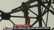 Diduga karena bentuk protes, seorang pria panjat tower milik PLN di Jakpus - iNews Siang 27/09