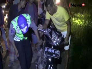 Télécharger la video: Pengendara sepeda motor tewas seketika terlindas truk di Serang, Banten - iNews Pagi 05/10