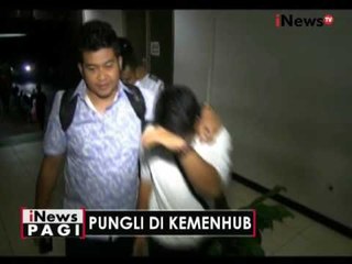 6 terduga terduga pelaku pungli Kemenhub digiring ke Polda Metro Jaya - iNews Pagi 12/10