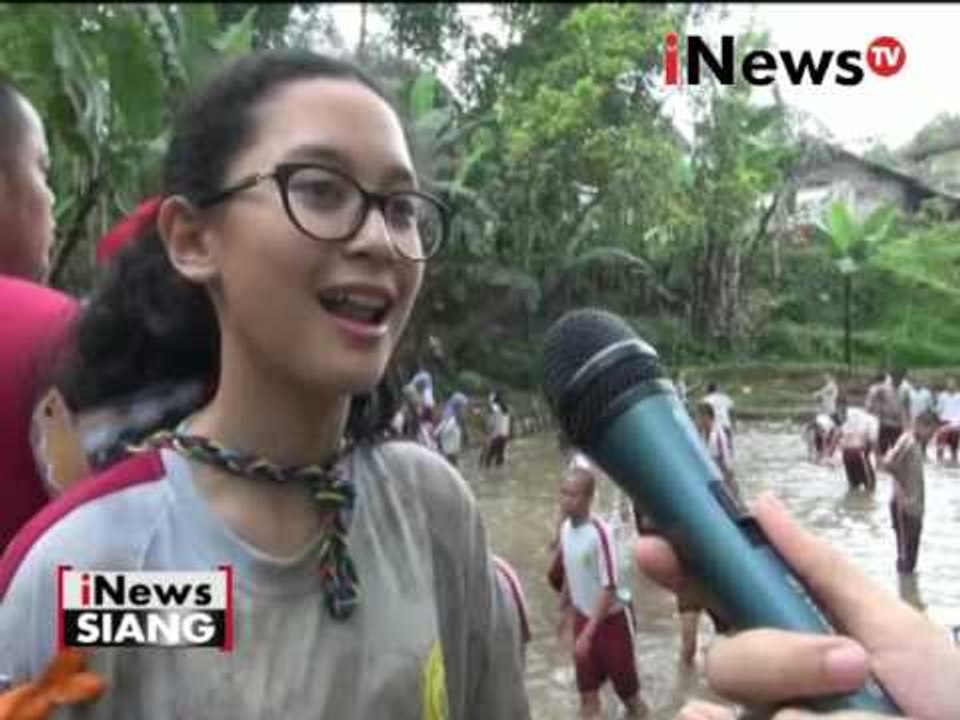 Siswa Labschool ikut kegiatan turun ke sawah - iNews Siang 19/10