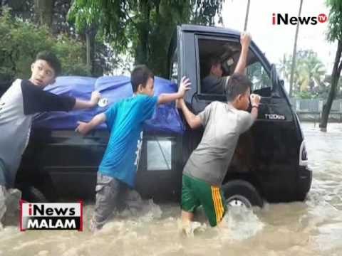 Arus lalin Bandung - Garut lumpuh total akibat digenangi banjir - iNews Malam 01/11