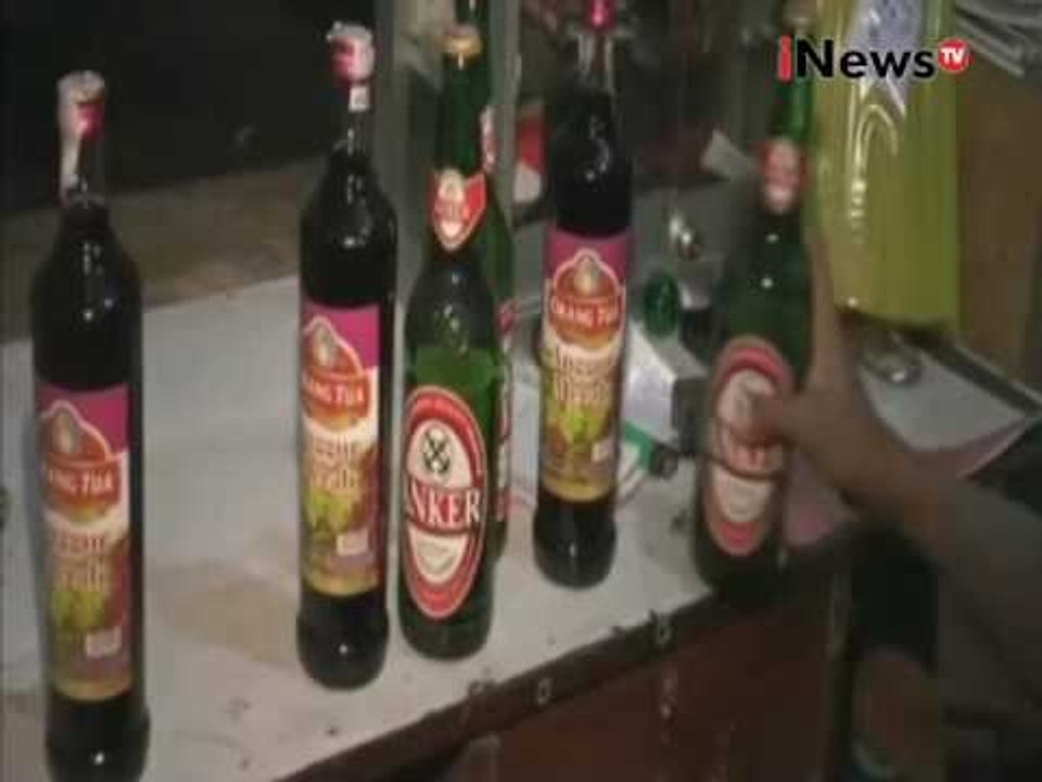 Polisi amankan ratusan botol miras & wanita pemandu karaoke di Grobogan, Jateng - iNews Pagi 18/11