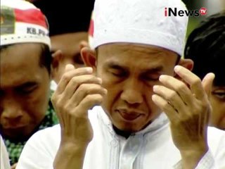 Peserta aksi damai 212 lakukan Shalat Jumaat berjamaah - iNews Breaking News 02/12