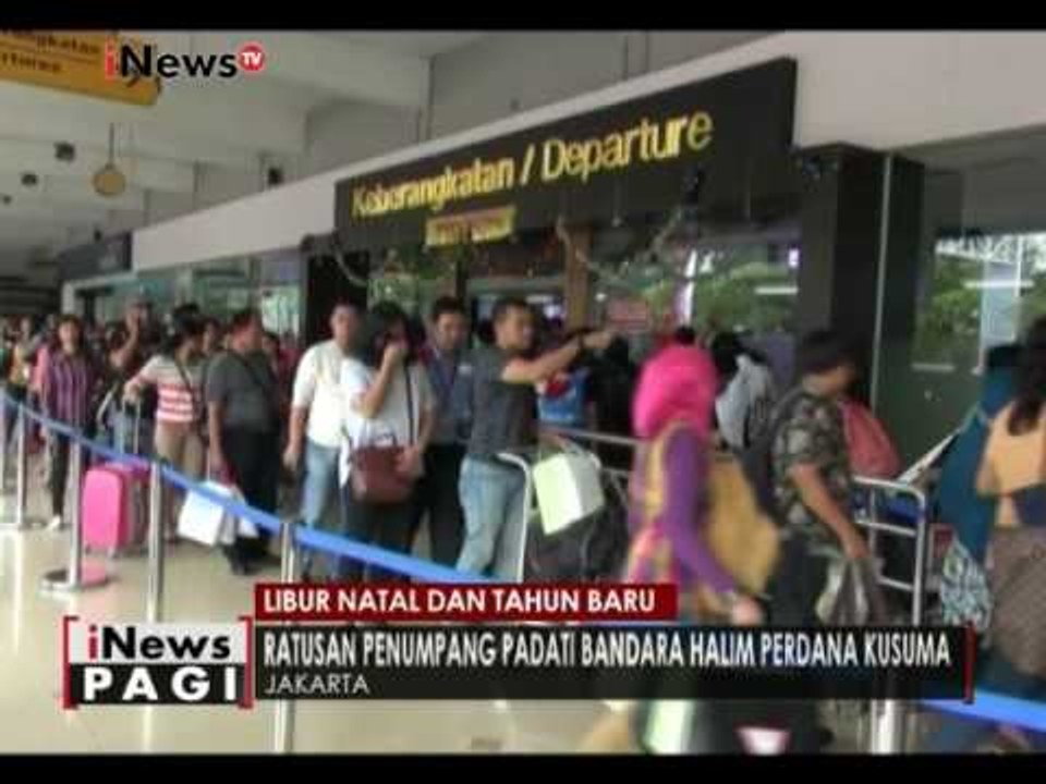 Menjelang libur Natal & Tahun Baru, Bandara Halim mulai melonjak padat - iNews Pagi 23/12