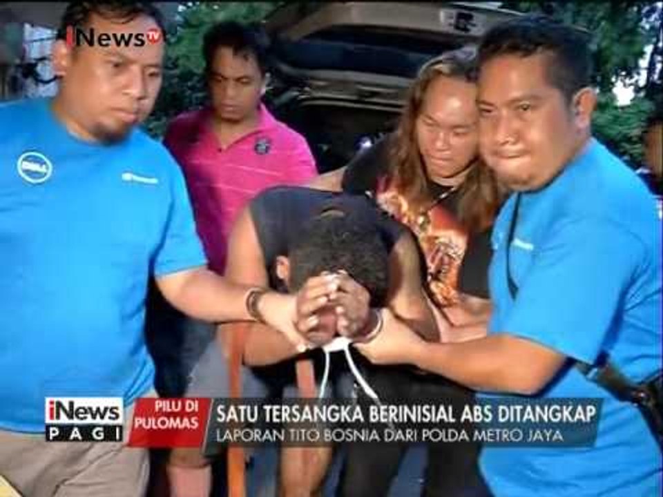 Live Report : Alfins atau ABS tersangka perampokan Pulomas tiba di Polda - iNews Pagi 29/12