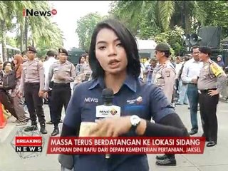 Live Report : Ratusan Massa sudah mulai mendatangi Kementan - iNews Breaking News 03/01