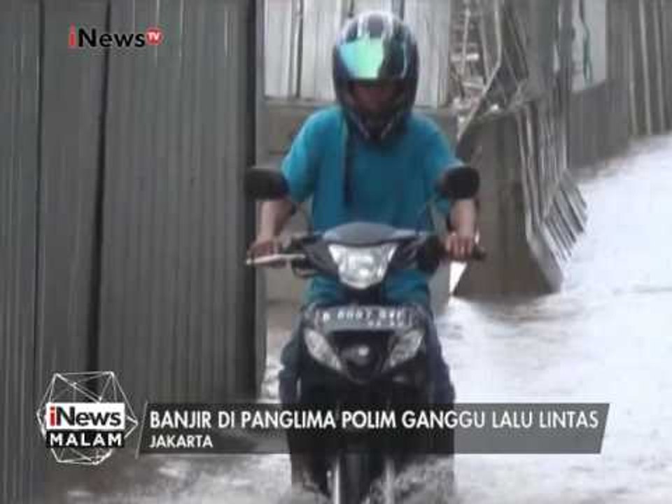 Hujan deras yang mengguyur Jakarta mengakibatkan banjir di Panglima Polim - iNews Malam 15/01