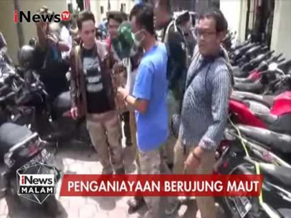 2 Tersangka Pelaku Penganiayaan Mahasiswa UII Tiba di Polres KarangAnyar, Jateng - iNews Malam 30/01
