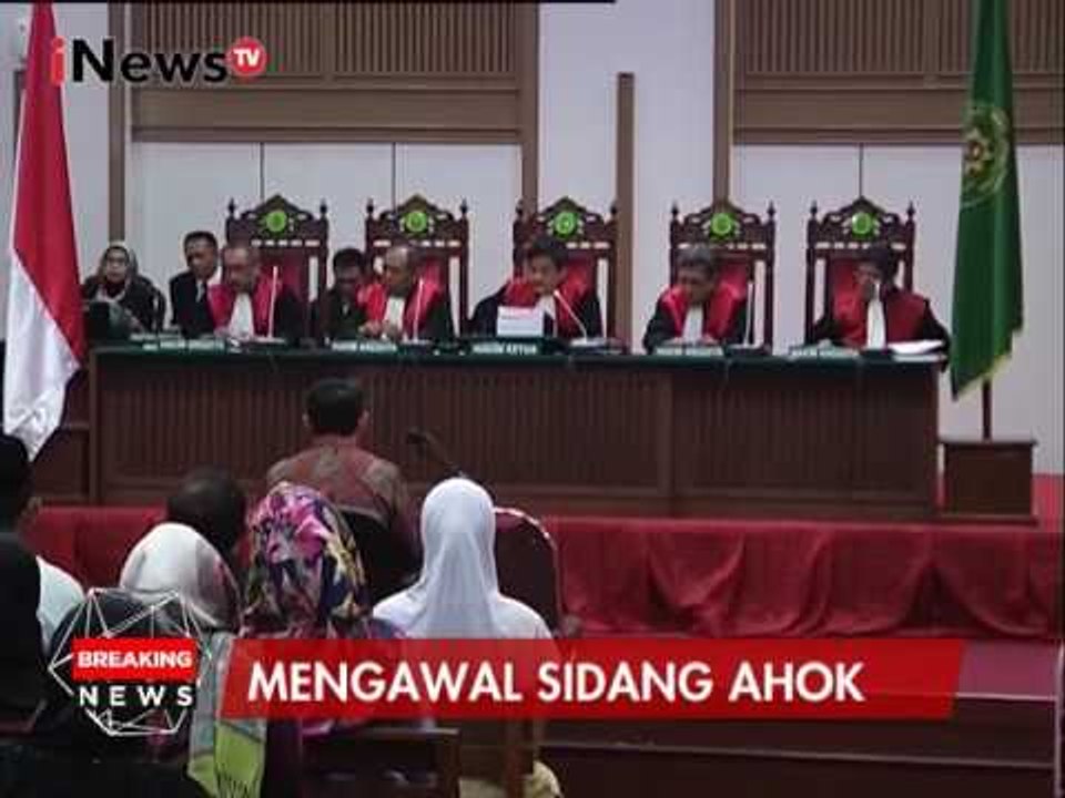 Ahok Telah Hadir ke Dalam Ruang Sidang - iNews Breaking News 31/01