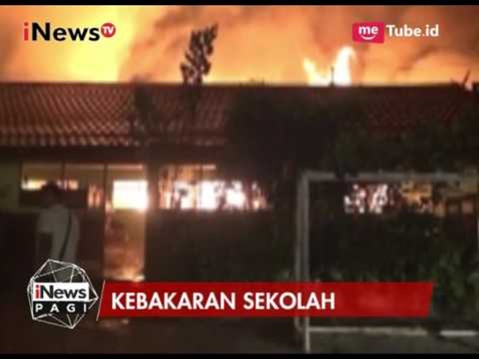 Sebuah Gedung Sekolah di Palangkaraya Hangus Terbakar - iNews Pagi 05/07